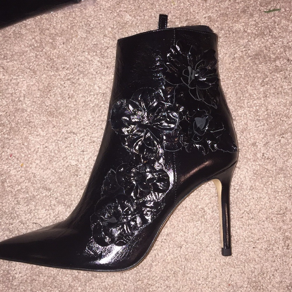 Brand New Zara Leather Ankle Boots - Picture 3 of 4